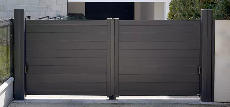 Common Residential Gate Issues We Resolve in Oak Park, IL